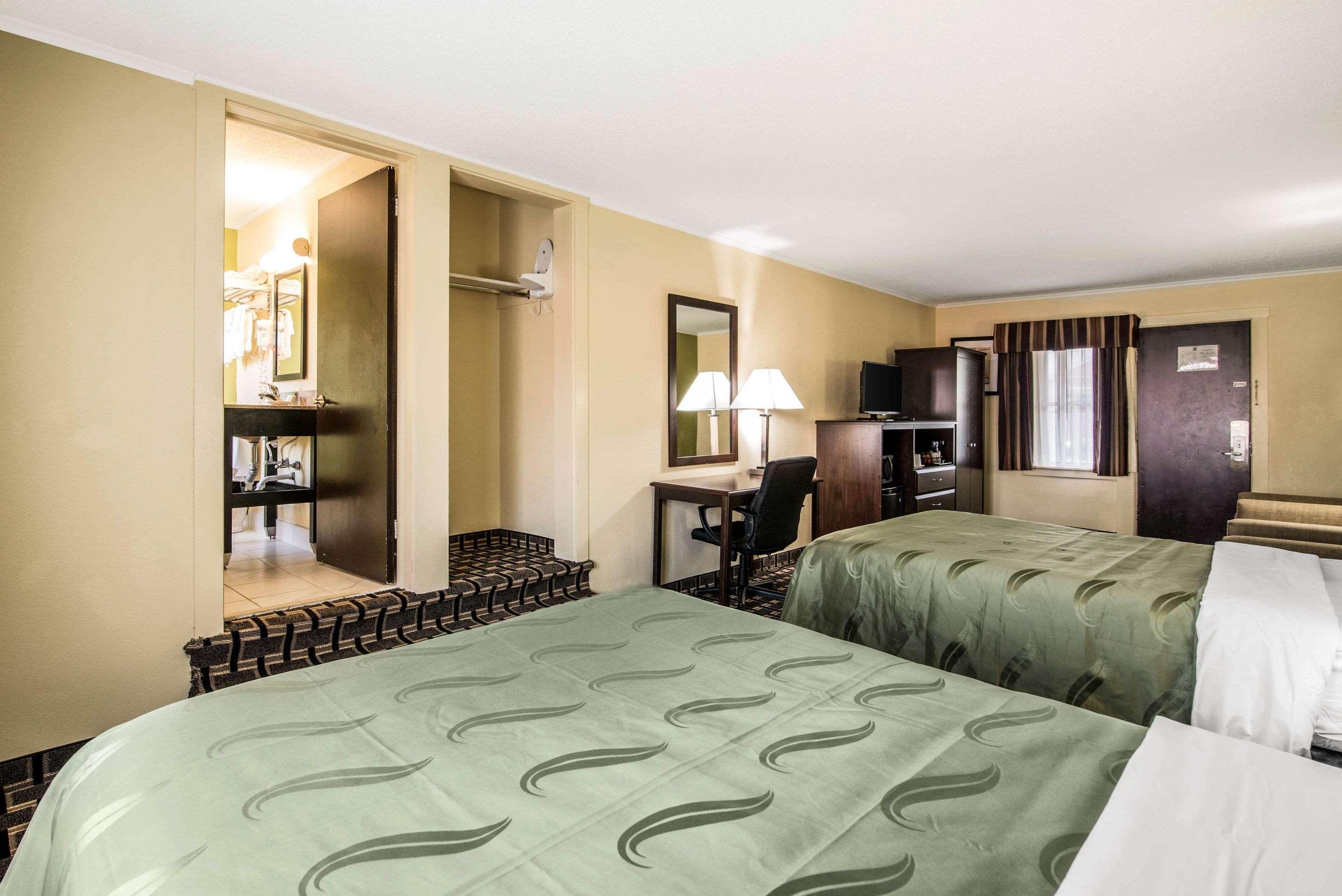 Quality Inn Barre-Montpelier Екстериор снимка