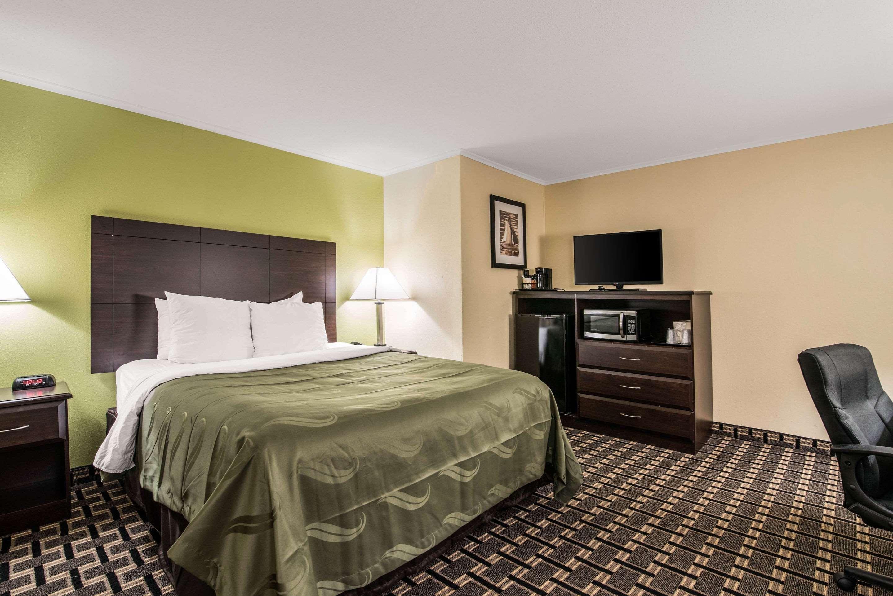 Quality Inn Barre-Montpelier Екстериор снимка