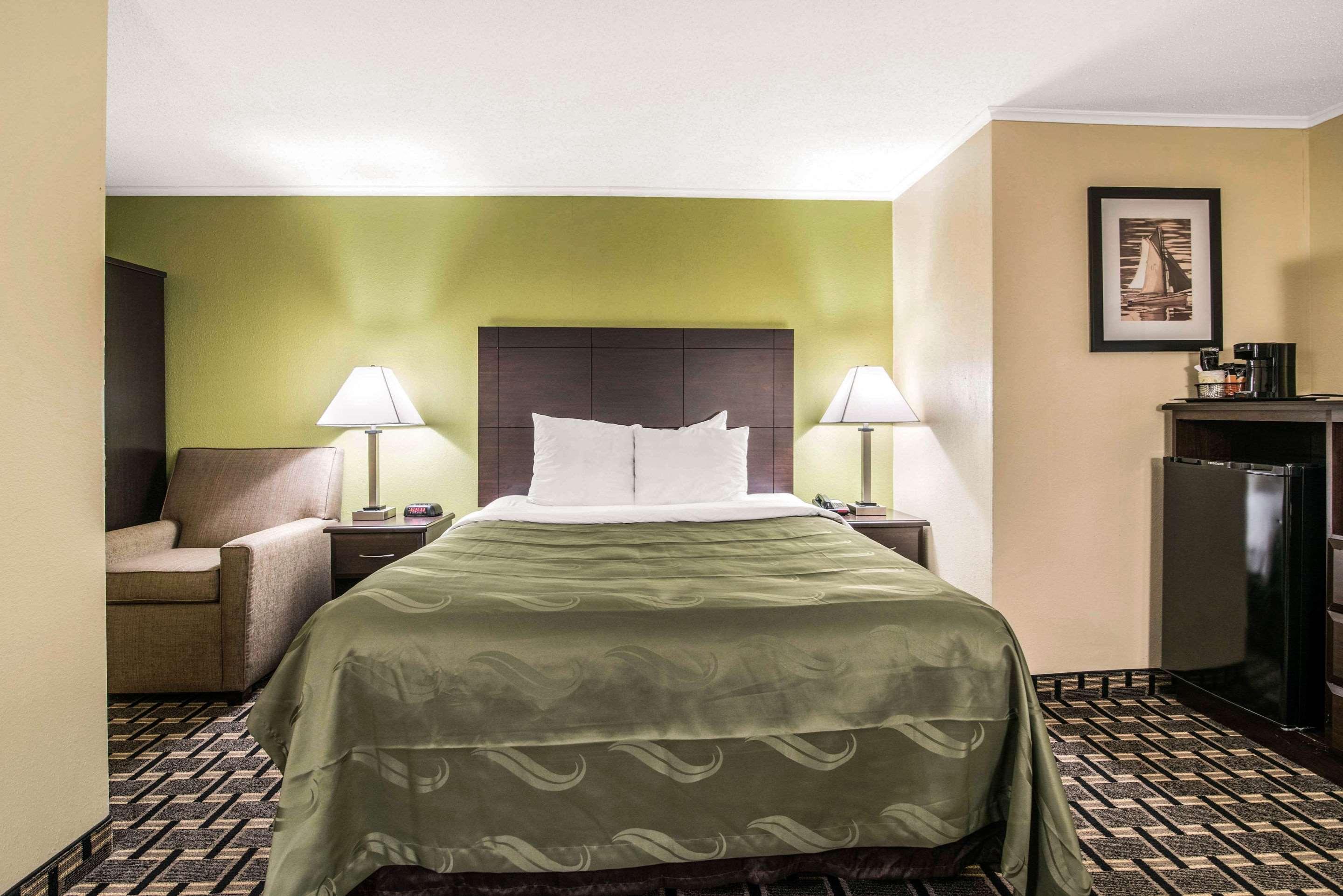 Quality Inn Barre-Montpelier Екстериор снимка
