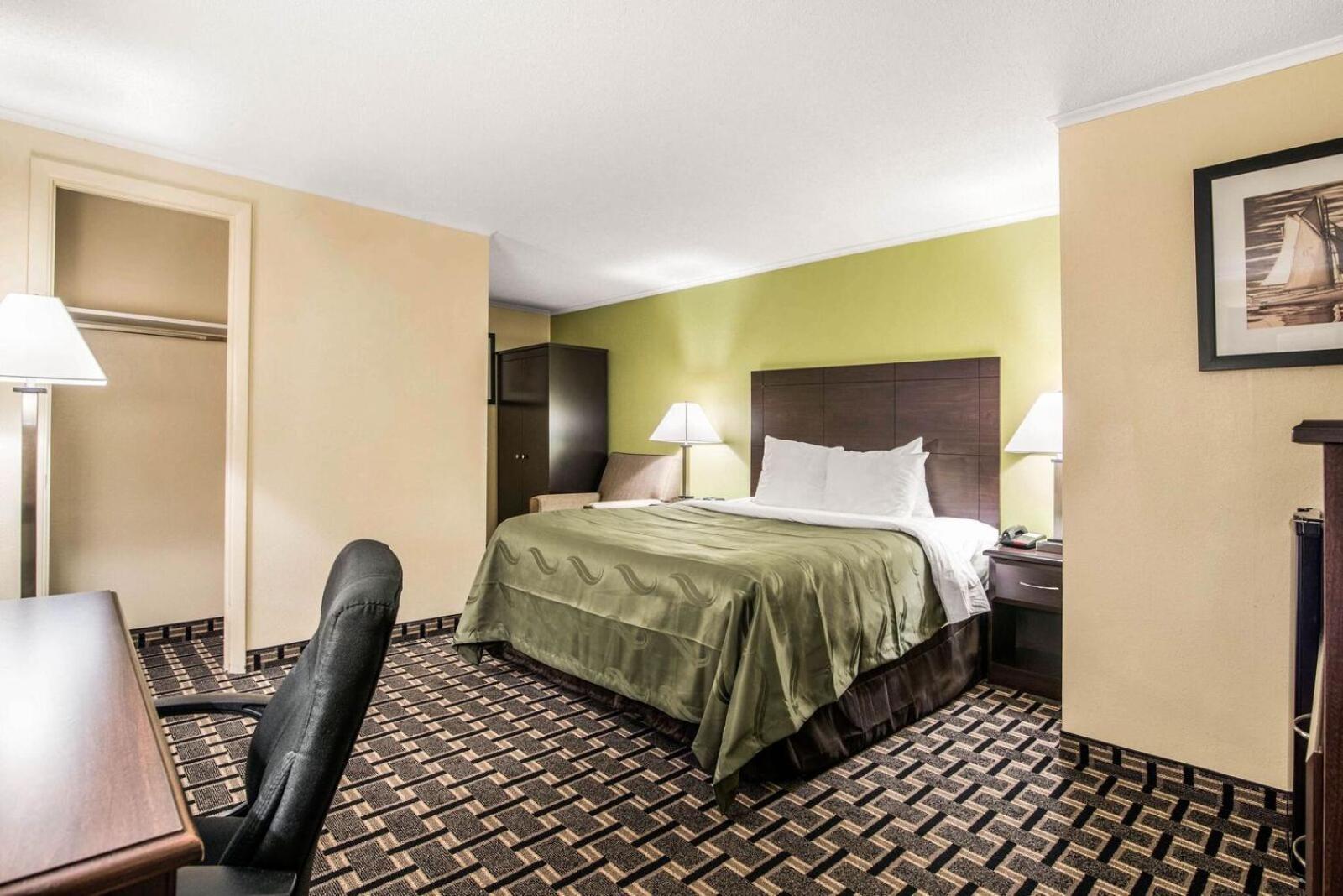 Quality Inn Barre-Montpelier Екстериор снимка
