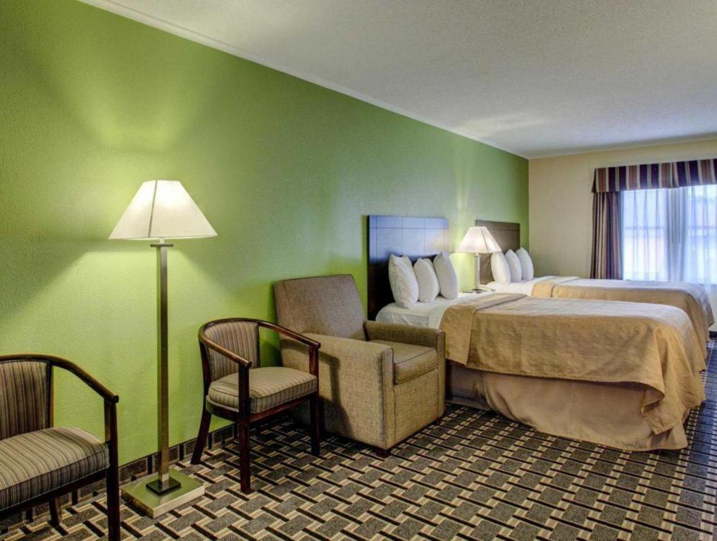 Quality Inn Barre-Montpelier Екстериор снимка