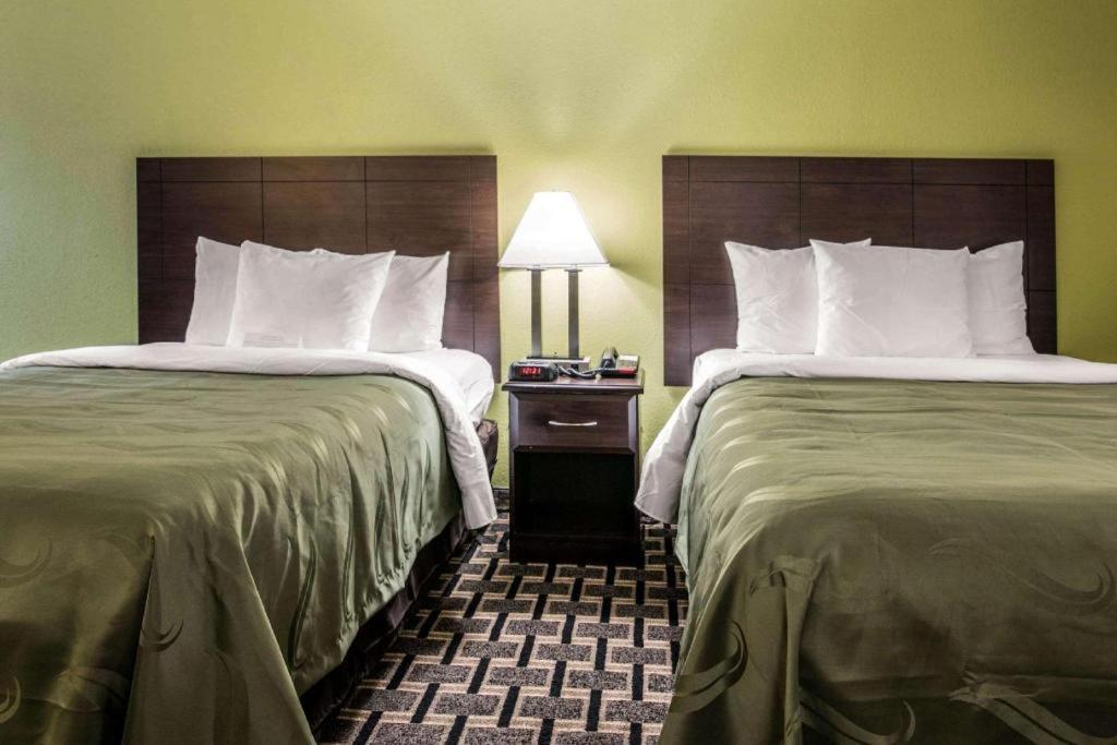Quality Inn Barre-Montpelier Екстериор снимка