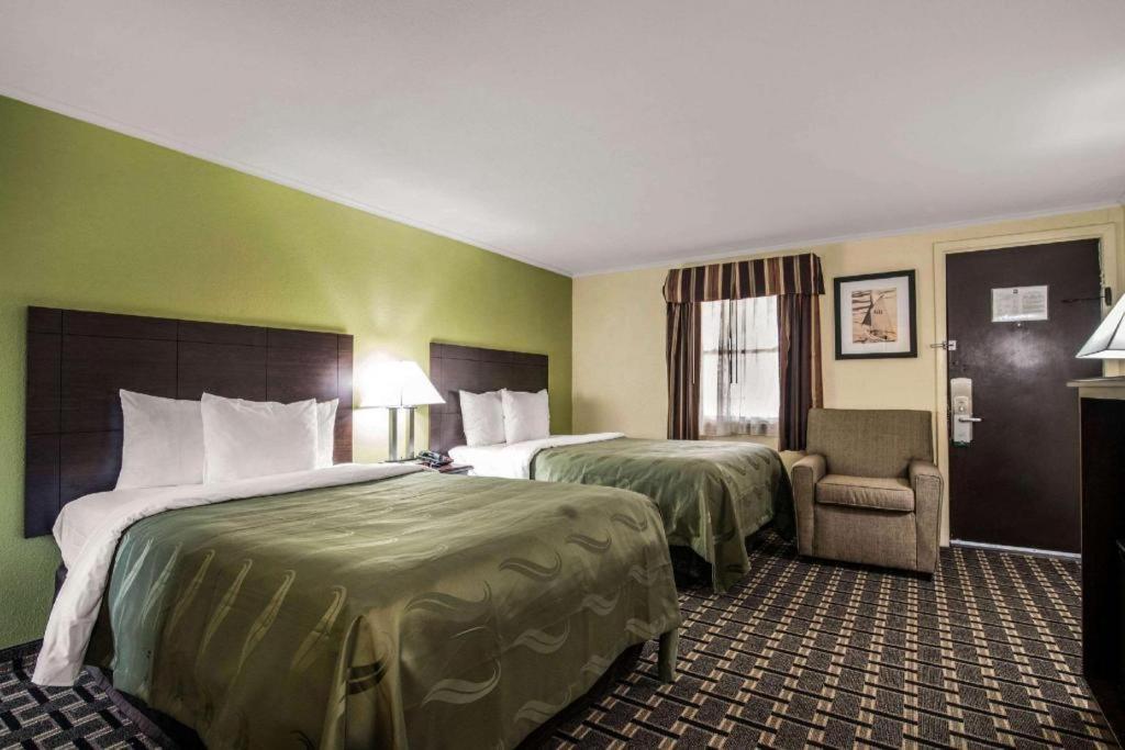 Quality Inn Barre-Montpelier Екстериор снимка