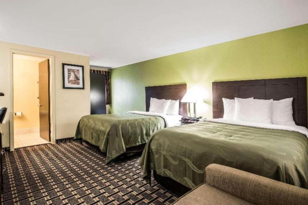 Quality Inn Barre-Montpelier Екстериор снимка