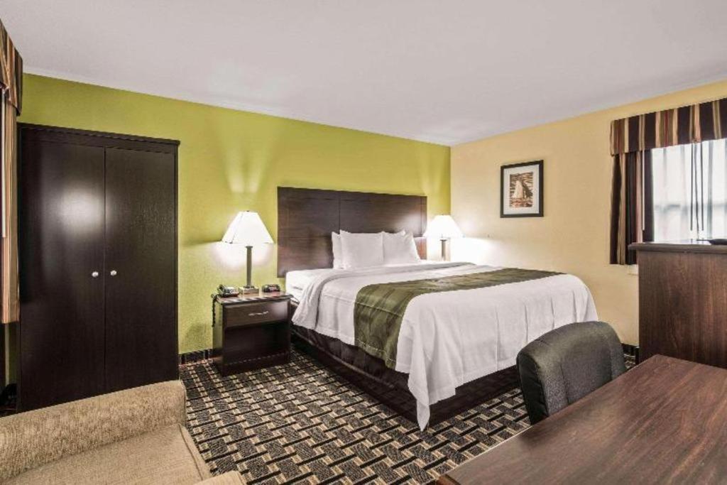 Quality Inn Barre-Montpelier Екстериор снимка